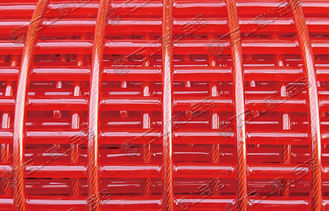 篩分設(shè)備選用聚氨酯篩網(wǎng)，高耐磨、壽命長