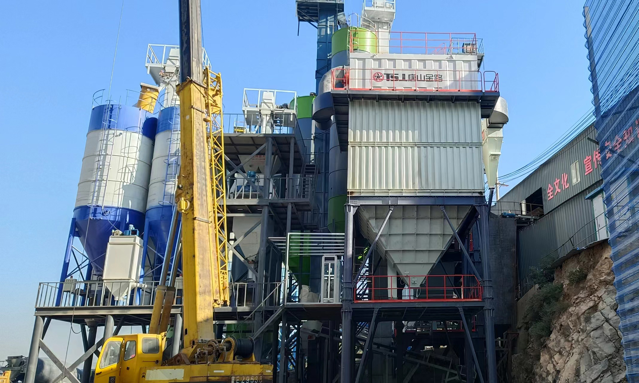 制砂樓的生產(chǎn)流程是怎樣的？與其他制砂生產(chǎn)線有何區(qū)別？