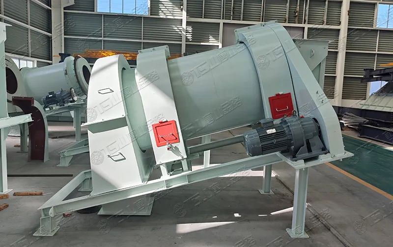 機制砂防離析、防揚塵，有經(jīng)驗的砂廠都在用加濕拌和機