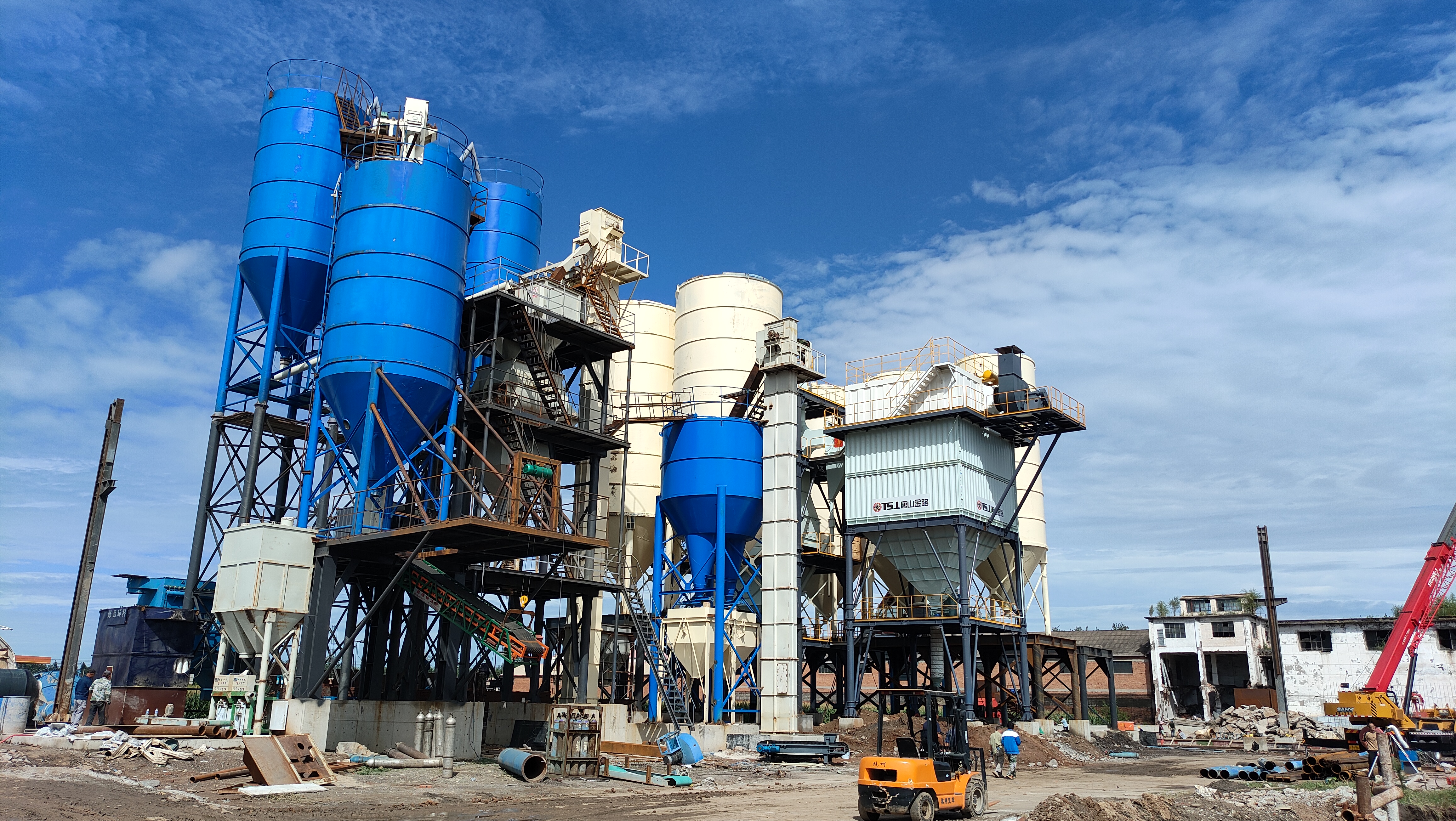 唐山金路制砂樓：智能引領(lǐng)，生產(chǎn)無憂